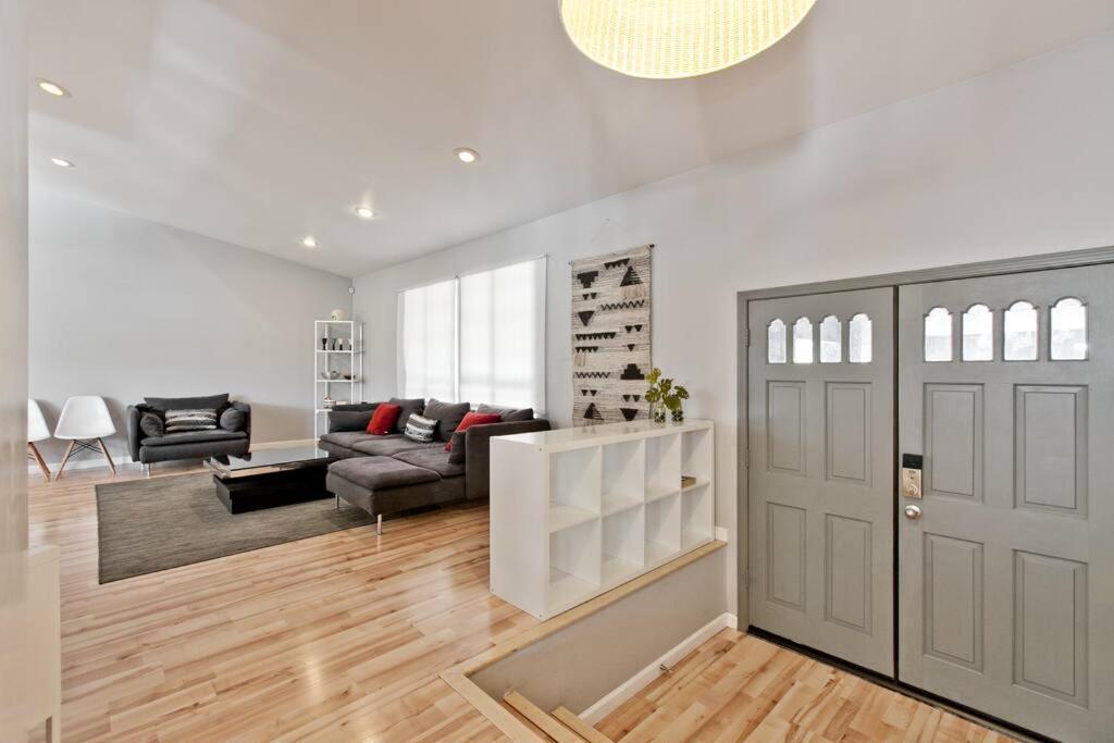 라스베이거스 Bright, Modern 4Br With Beautiful Backyard & Pool! 빌라 외부 사진