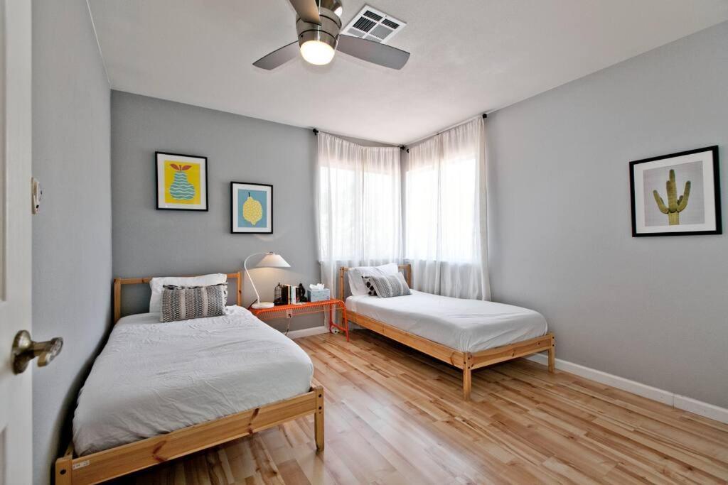라스베이거스 Bright, Modern 4Br With Beautiful Backyard & Pool! 빌라 외부 사진